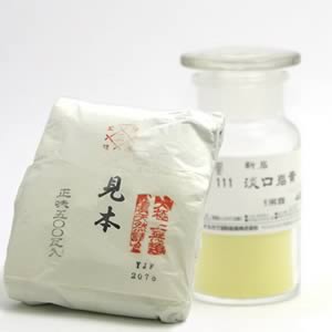 鳳凰新岩絵具 111 淡口岩黄 500g紙包入
