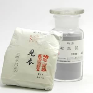 鳳凰新岩絵具 642 岩鼠 500g紙包入